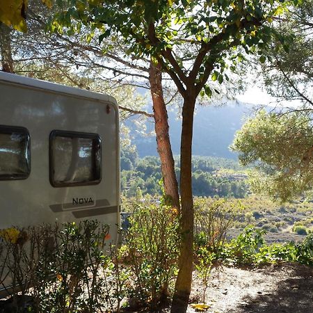 Montsant Park Camping & Bungalow Ulldemolins Eksteriør bilde