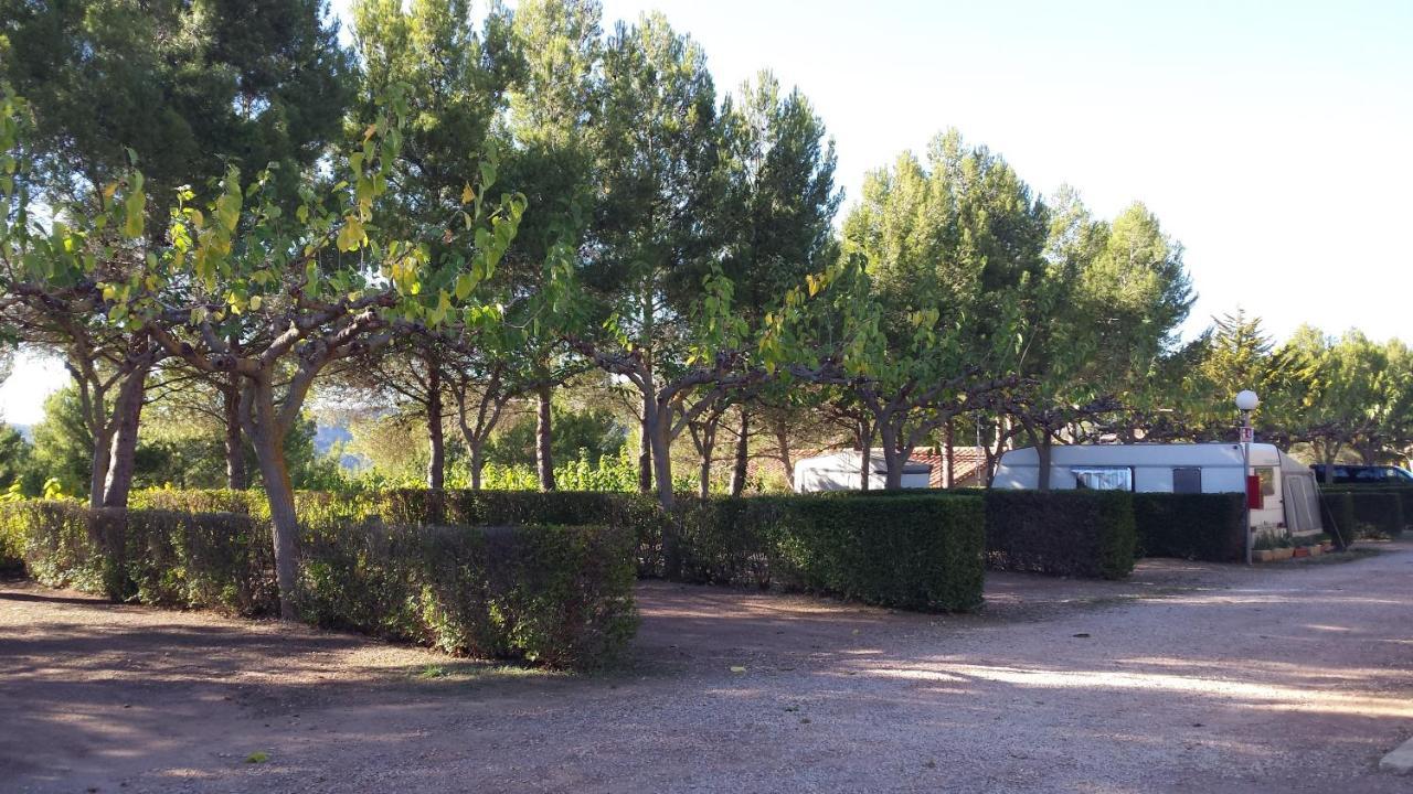 Montsant Park Camping & Bungalow Ulldemolins Eksteriør bilde