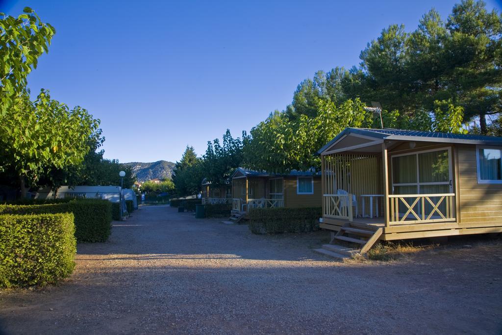 Montsant Park Camping & Bungalow Ulldemolins Eksteriør bilde
