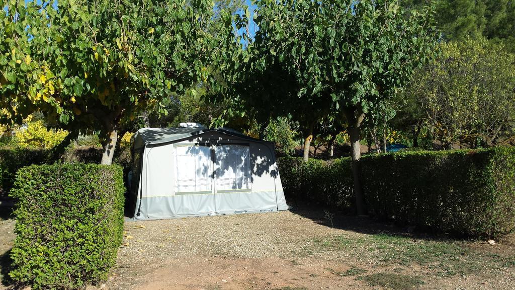 Montsant Park Camping & Bungalow Ulldemolins Eksteriør bilde