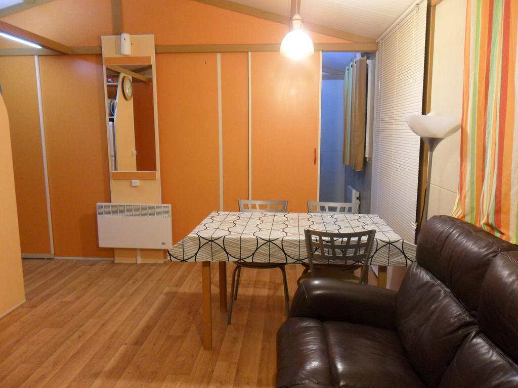 Montsant Park Camping & Bungalow Ulldemolins Eksteriør bilde